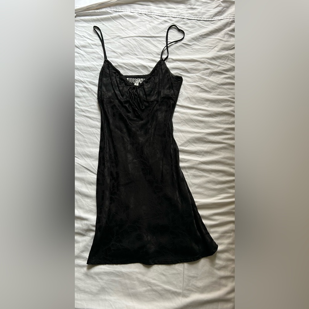 Audrey 3 + 1 Medium Black Floral Mini Dress Never Worn